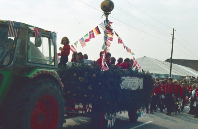 1980 ED12 034